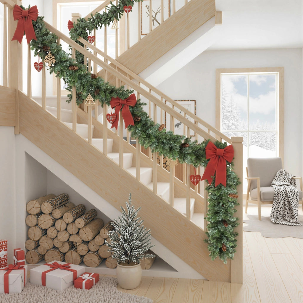 Ghirlanda Finta di Natale Decorazione Fiori con 162 Punte 8 Pigne Verde ¨C Minimal ¨C 1.8 m
