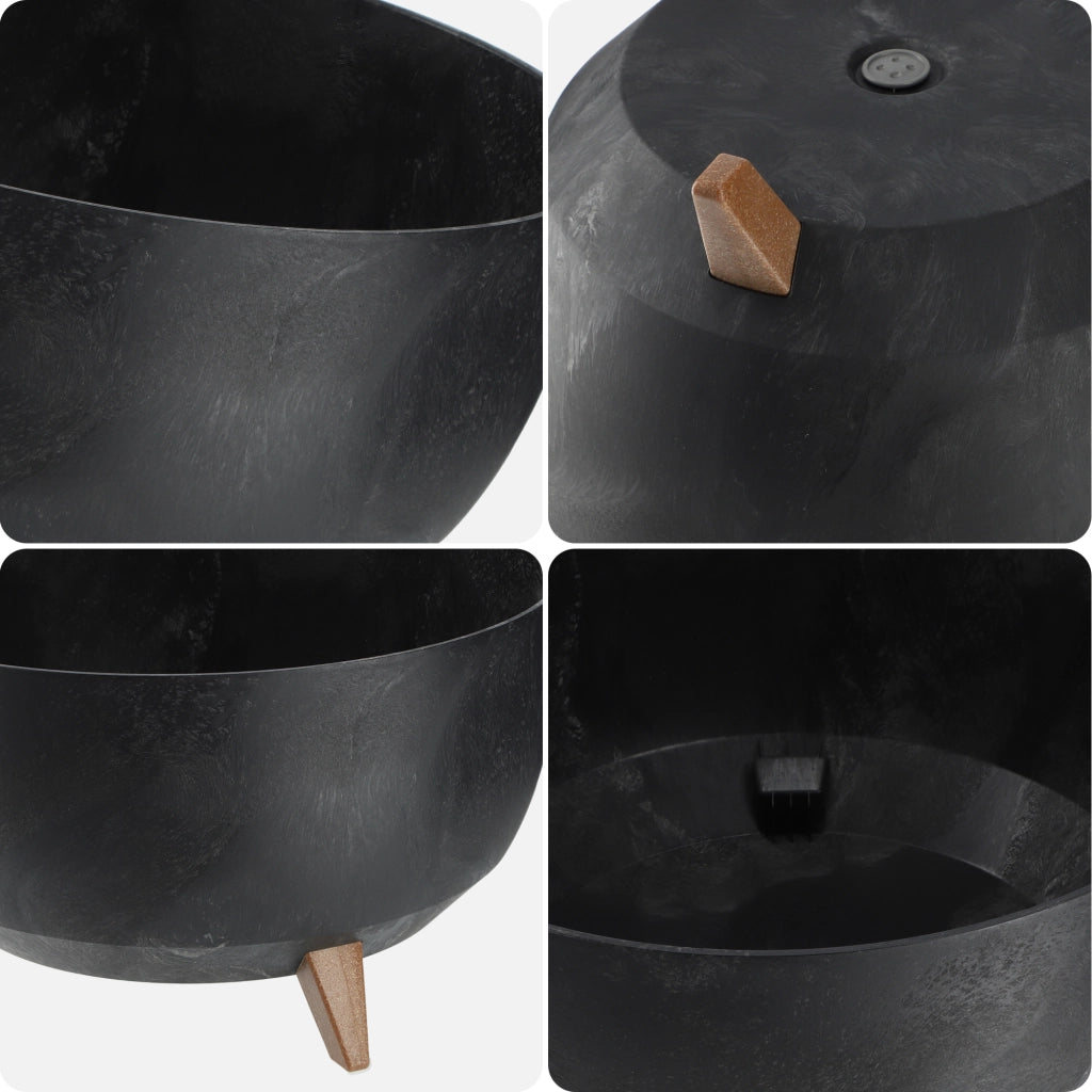 Vaso da fiori KADAX 47 cm con coperchio e piedini in sughero, colore nero.