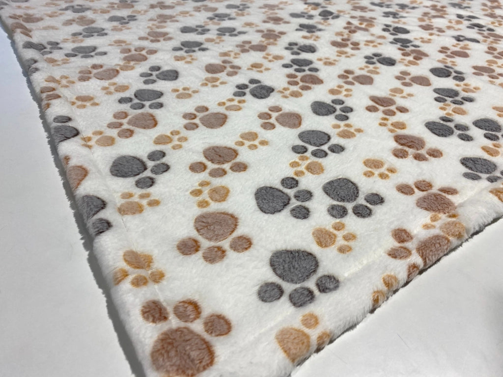 AIO FACTORY Coperta in pile 70x50 cm bianca con zampe marrone-grigio per cuccia per cani