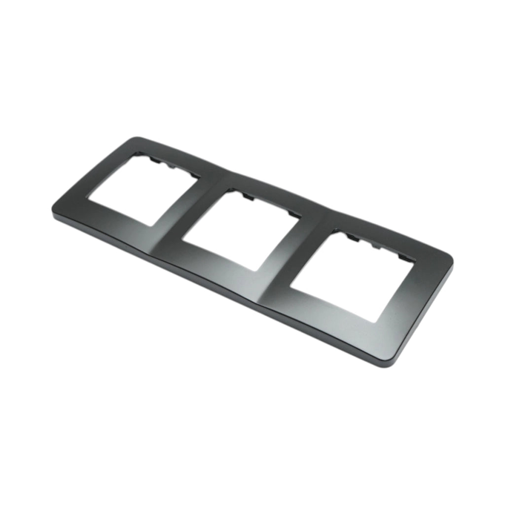 Cornice tripla nera in PC per presa e interruttore 225x83 mm