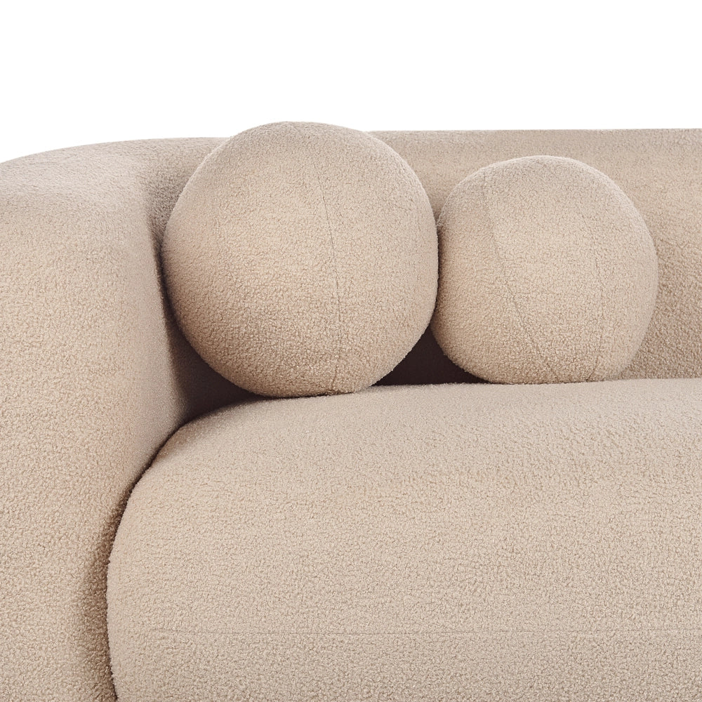 Divano a 3 posti in tessuto bouclè beige con cuscini aggiuntivi stile elegante
