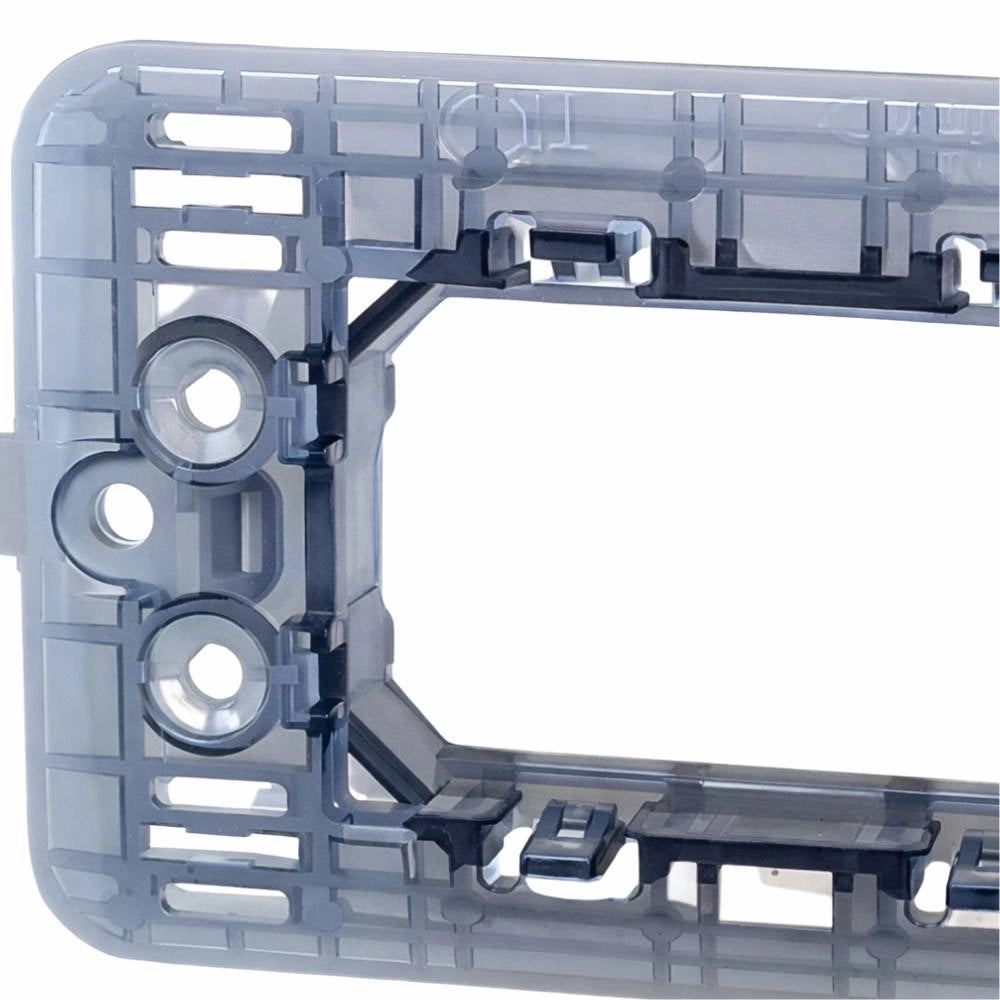 Biesse supporto per placche compatibili con bticino matix diverse modulazioni *** numero posti 3 posti, confezione 1