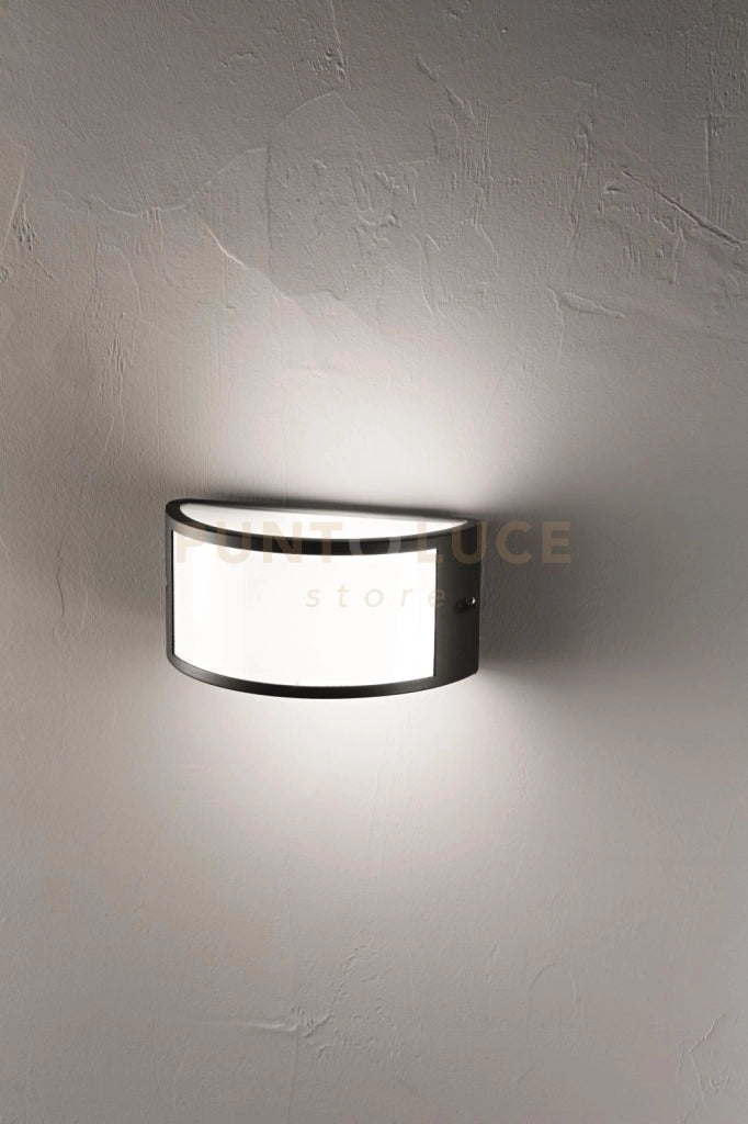 APPLIQUE FABIUS NERO 1 LUCE ATTACCO E27 BIEMISSIONE IP44 L.25CM
