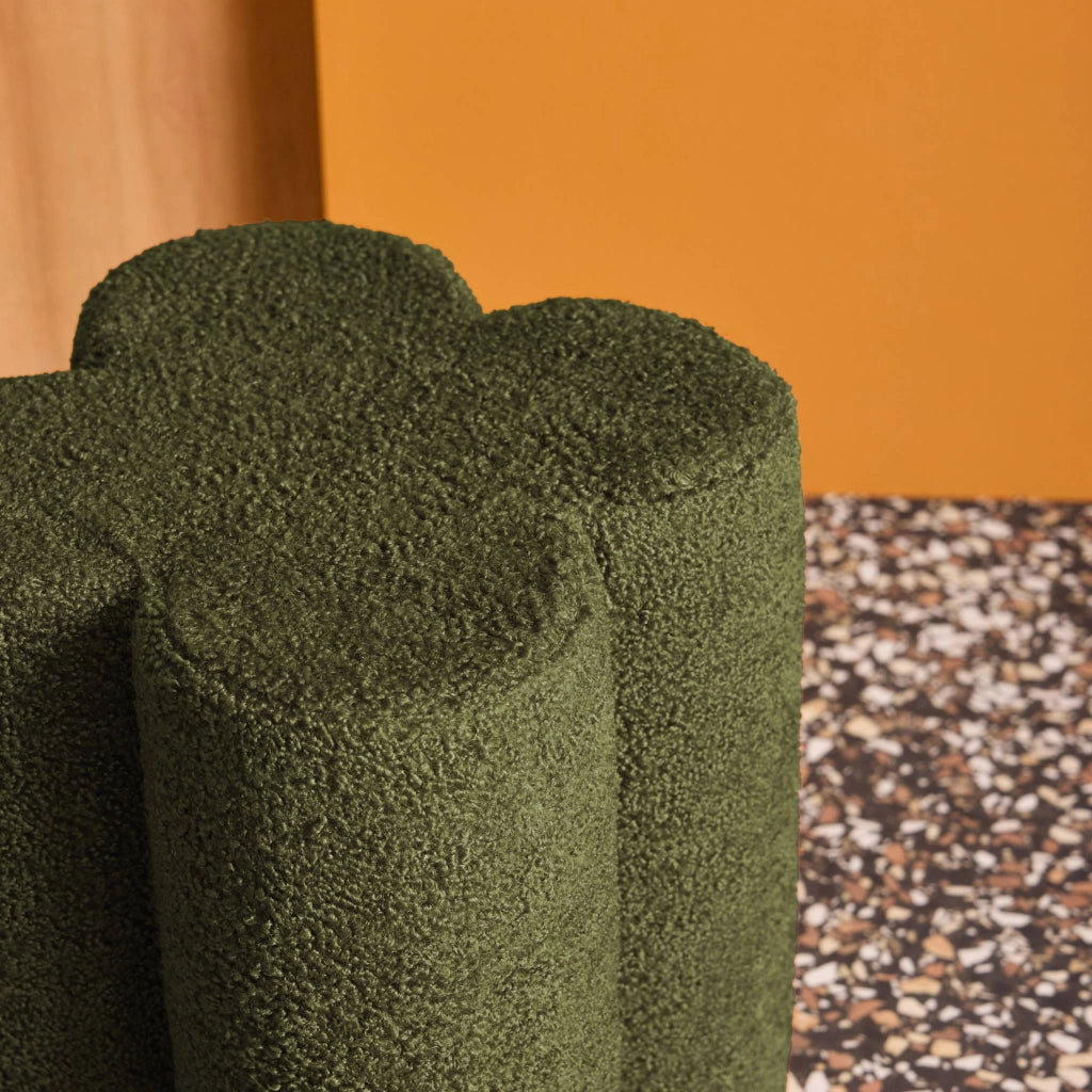 Pouf trifoglio in bouclé, verde kaki