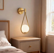 Applique da Parete LED G9 Ottone con Sfera Opalina – Lampada a Muro Design Moderno 43 cm