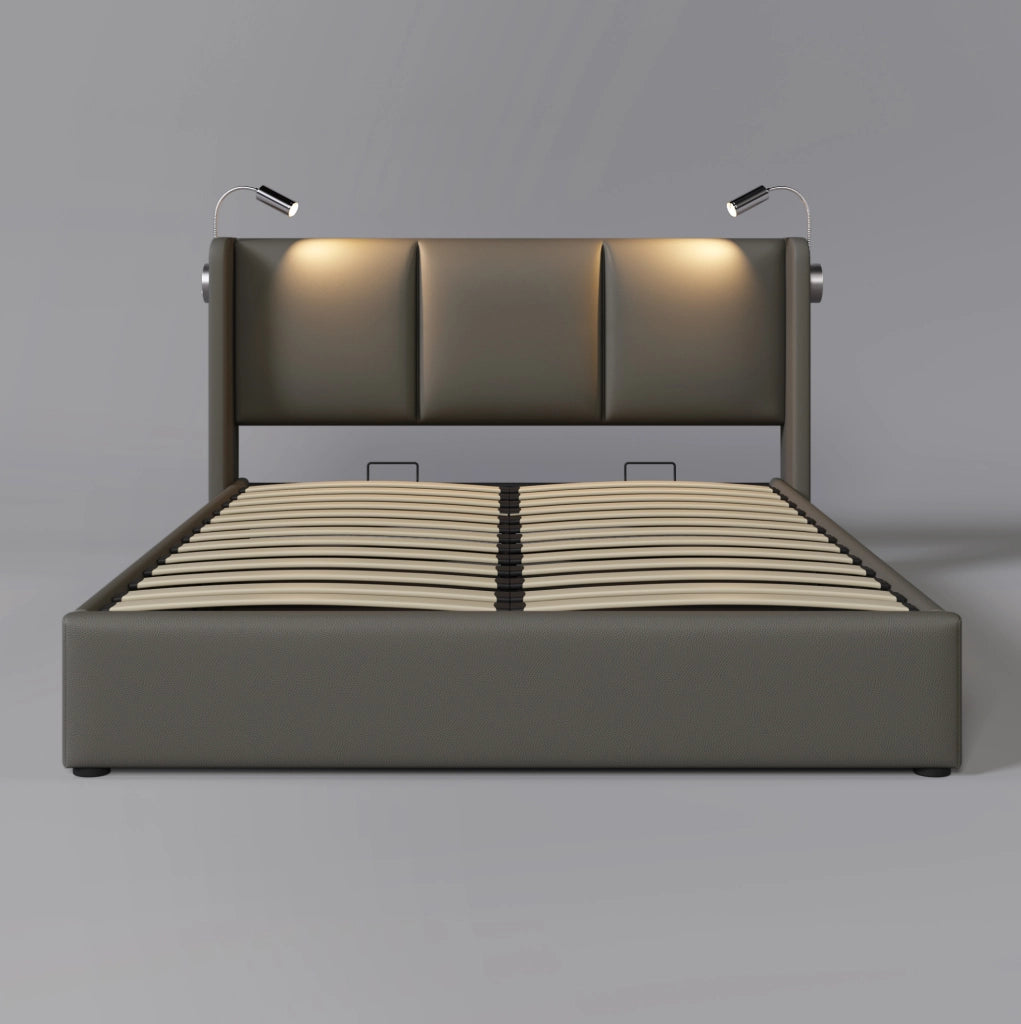 Letto matrimoniale imbottito 140x200 cm in PU grigio con testiera; luce da lettura; USB e contenitore