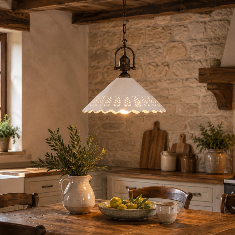 VOLTERRA Lampadario a Sospensione Ø40 in Ceramica Bianca Traforata e Ottone Anticato