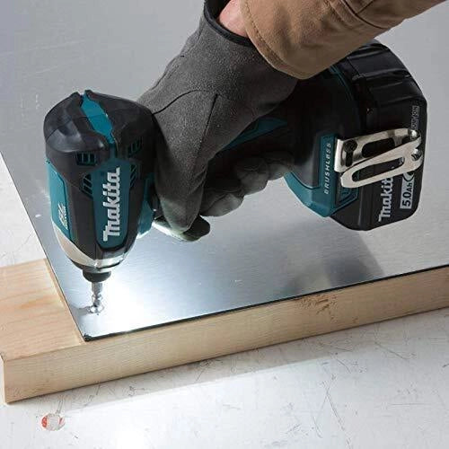 Makita DTD153Z Avvitatore ad Impulsi 18 V 3400 rpm 170 Nm con Motore Brushless e Tecnologia XPT colore Verde