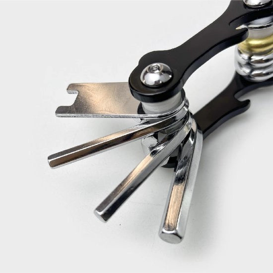 Set di salvataggio subacqueo 8 in 1, set di attrezzi subacquei multifunzionali in metallo, set di attrezzi subacquei ultralight, per il riparare di varie attrezzature subacquee