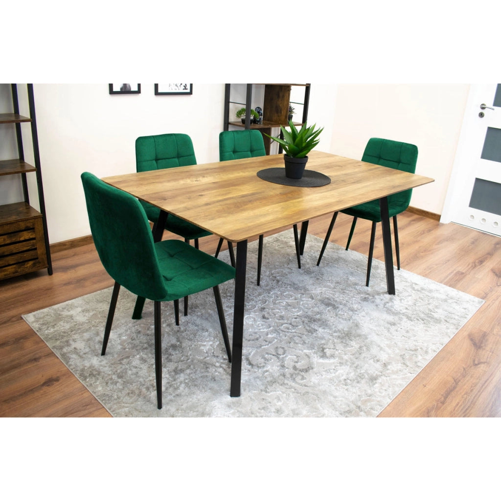 Sedia Kara in velluto verde scuro con gambe in metallo nero