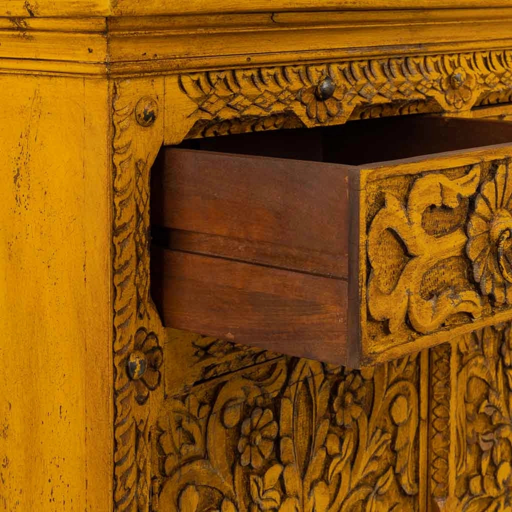 Credenza in legno artigianale gialla 147x45x96