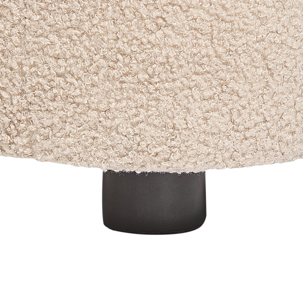 Divano a 3 posti in tessuto bouclè beige con cuscini aggiuntivi stile elegante