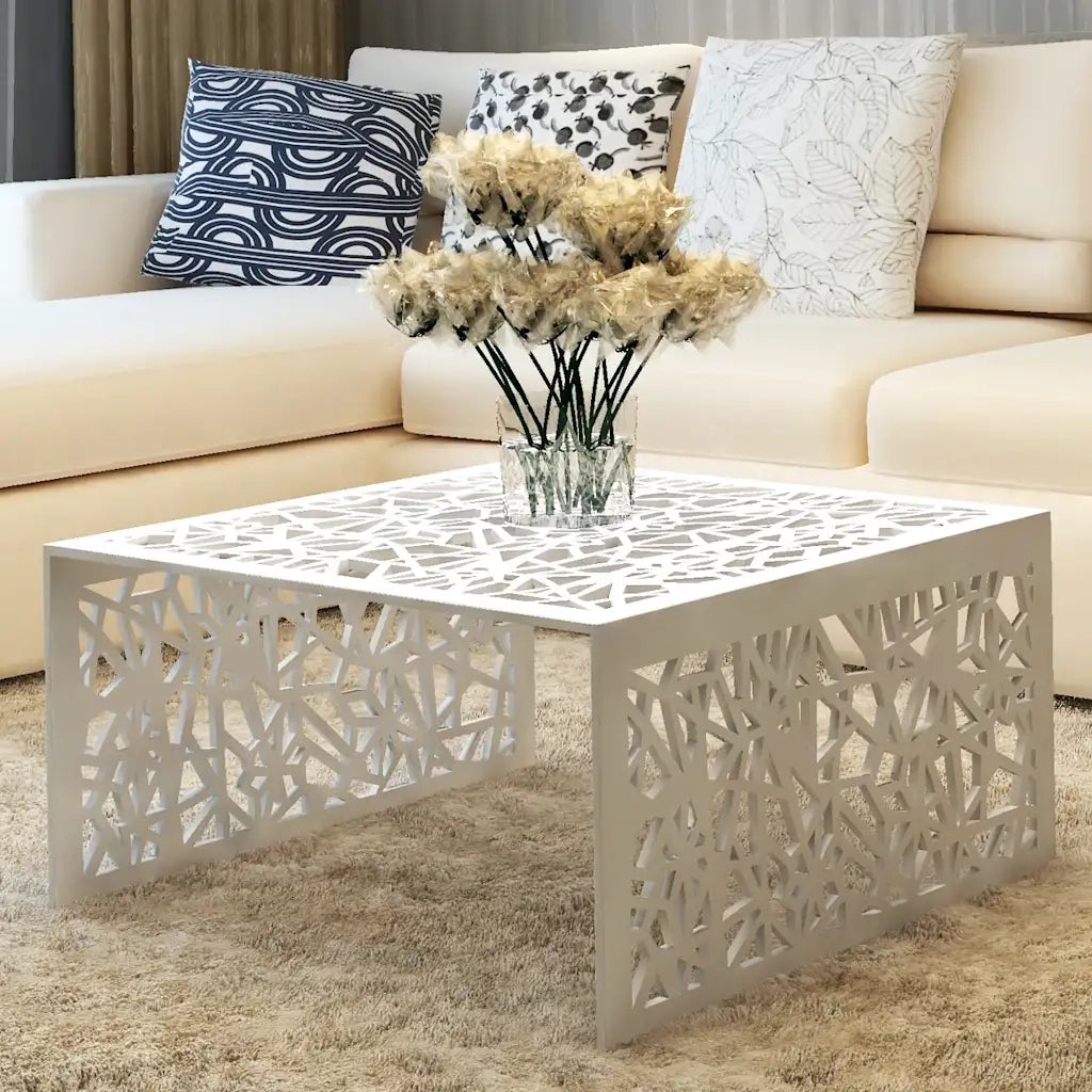 Tavolino con Design Geometrico Traforato Argento in Alluminio 242328