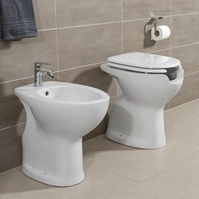 Copriwater per wc disabili con apertura frontale in MDF bianco