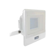 V-TAC PRO Faro LED Chip Samsung 30W con Sensore PIR Colore Bianco 6500K IP65 SKU 20276