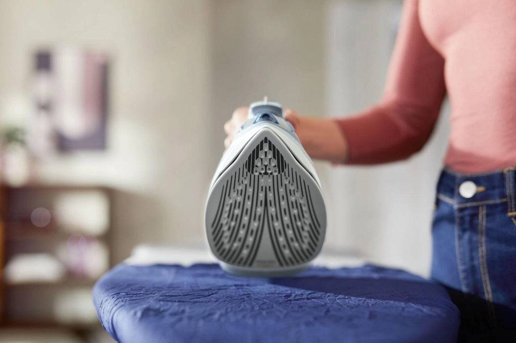 Philips DST5030-20 Serie 5000 Ferro a vapore 2400 W piastra SteamGlide Plus vapore 45 g-min colpo vapore 180 g-min colore Blu