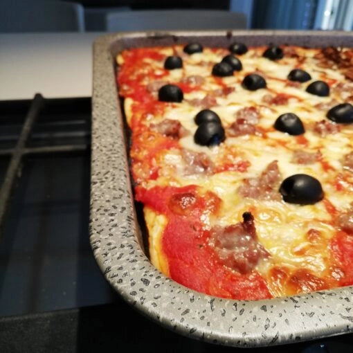 TEGLIA PER PIZZA RETTANGOLARE 'RUSTIC LINE' cm 35x35x4h - PENTALUX