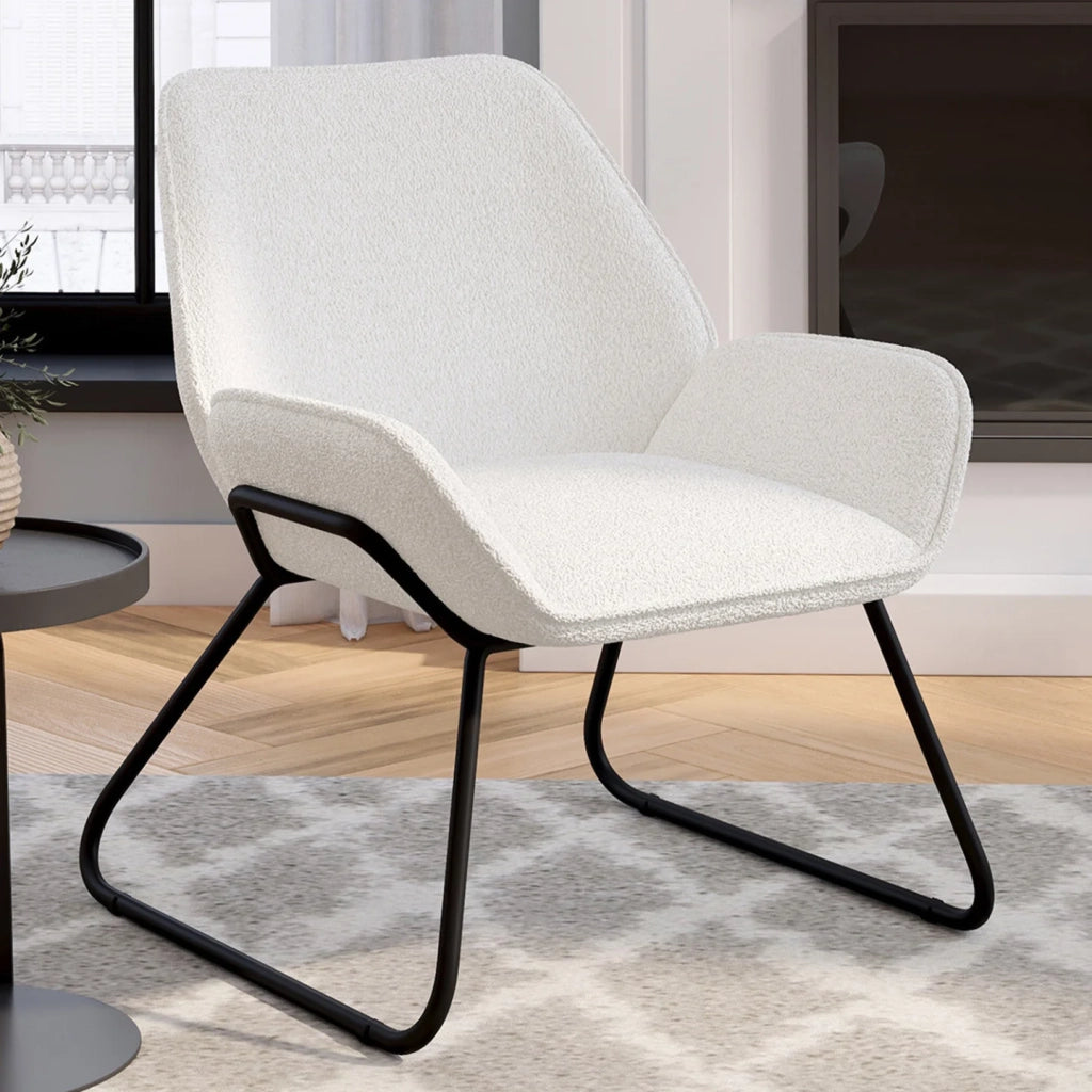 IDMarket - Poltrona SIXTINE in tessuto bouclette e gambe in metallo nero