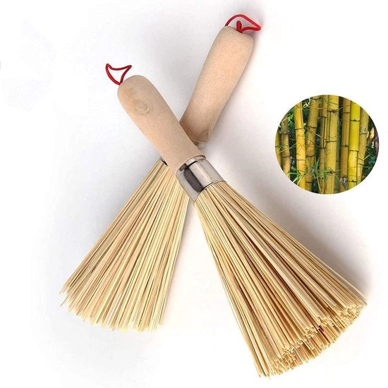 Due pezzi di spazzole per piatti in bambù naturale per pannelli e wok
