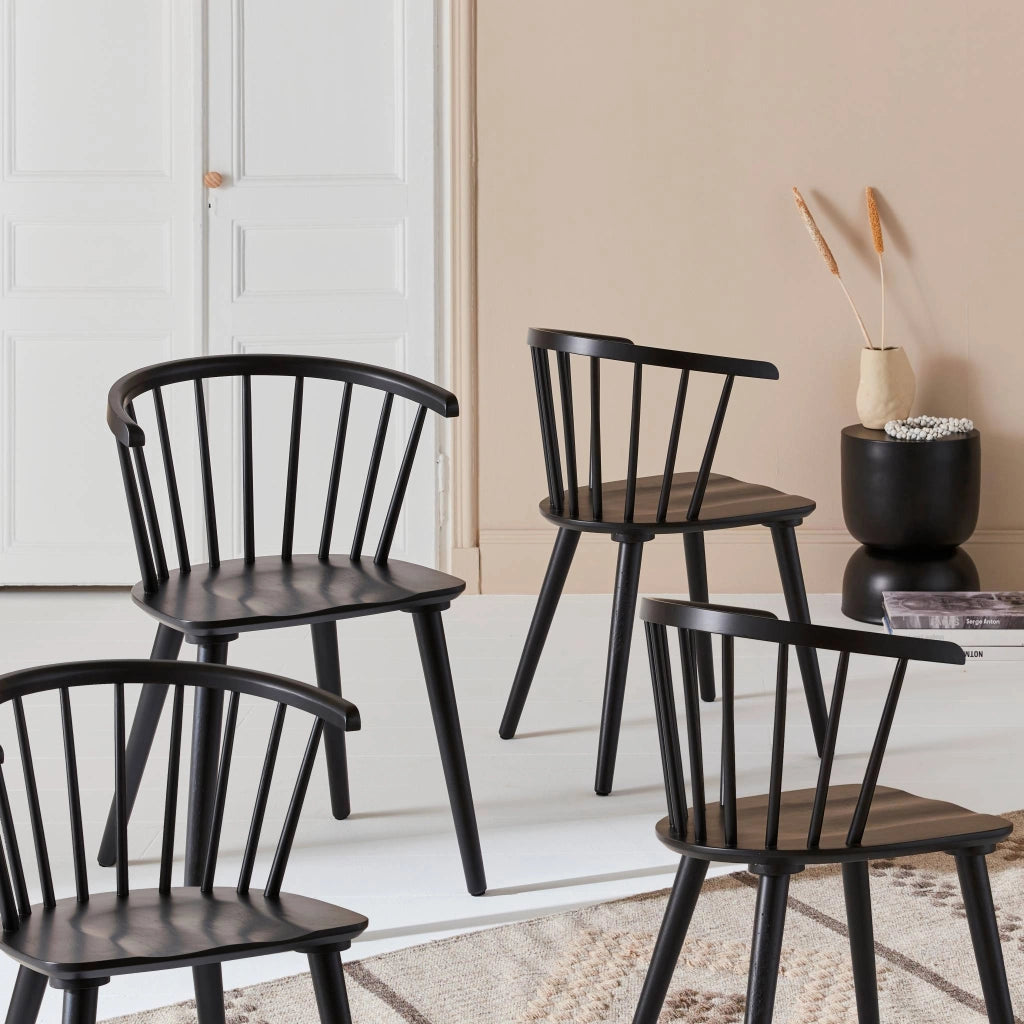 Set di 4 sedie in legno, nero