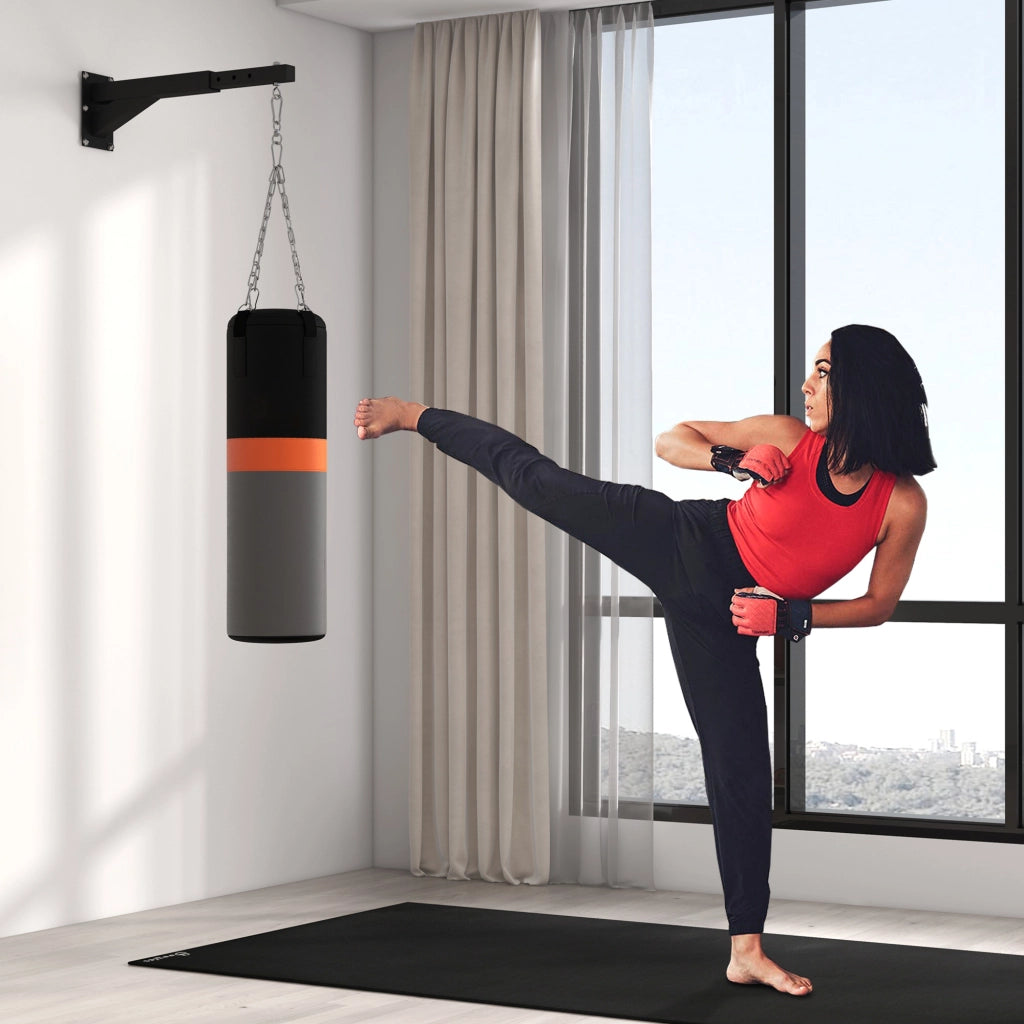 Portasacco da boxe a muro con catene e gancio regolabile ¨C Minimal ¨C Nero 45-65 cm