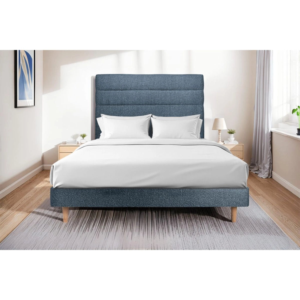 Letto 200x200 cm con testiera in linea - tessuto bouclé