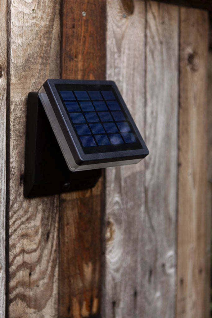 Applique esterno LED solare MOZE Lutec nera sensori