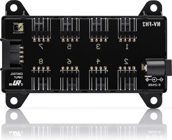 Ventilatore 8 canali per 5 V, 12 V e 24 V - potenza totale 60 W - alimentazione 55 mm con canale centrale opzionale - fissaggio a magnete o viti - colore nero
